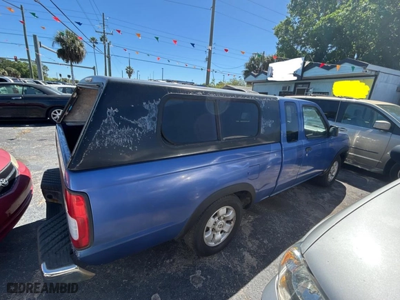 1998 Nissan Frontier 2WD XE with VIN 1N6DD26S7WC302352, listed as a Copart auction lot 49929785 with 132,203 mi miles and Clean Title. Bid and sale history available at carsss.com. Image 4.