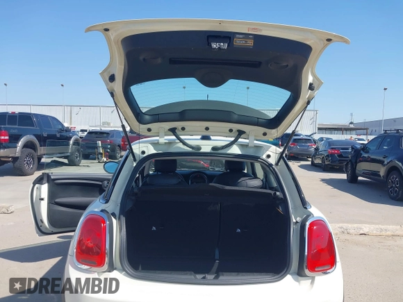 2016 MINI Hardtop with VIN WMWXP5C54G3B76234, listed as a IAAI auction lot 41971876 with 34,800 mi miles and . Bid and sale history available at DreamBid. Image 17.
