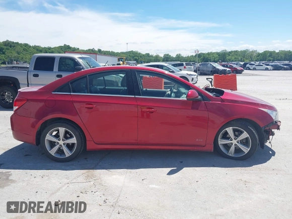 2014 Chevrolet Cruze 2LT z VIN 1G1PE5SB2E7402735, wystawiony jako IAAI lot #42213480 z przebiegiem 144 245 mil mil oraz . Historia ofert i sprzedaży dostępna na DreamBid. Obrazek 14.