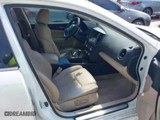 2014 Nissan Maxima 3.5 SV w/Premium Pkg with VIN 1N4AA5AP4EC476516, listed as a IAAI auction lot 41910674 with 103,257 mi miles. Bid and sale history available at carsss.com. Image 5.