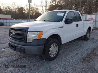 2014 Ford F-150 XL with VIN 1FTEX1CM0EKF94073, listed as a IAAI auction lot 41687225 with 276,152 mi miles. Bid and sale history available at carsss.com. Image 21.
