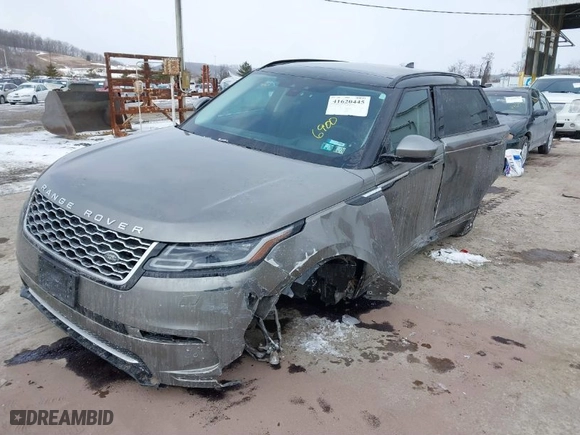 2020 Land Rover Range Rover Velar S with VIN SALYB2EX1LA256900, listed as a IAAI auction lot 41620445 with 42,156 mi miles. Bid and sale history available at carsss.com. Image 6.