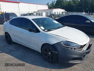 2015 Dodge Dart SXT z VIN 1C3CDFBB1FD221809, wystawiony jako IAAI lot #42777737 z przebiegiem Nie podano mil oraz . Historia ofert i sprzedaży dostępna na DreamBid. Obrazek 1.