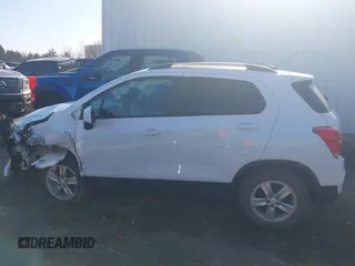 2021 Chevrolet Trax LT with VIN KL7CJLSB2MB309664, listed as a IAAI auction lot 41251743 with 20,478 mi miles. Bid and sale history available at carsss.com. Image 14.