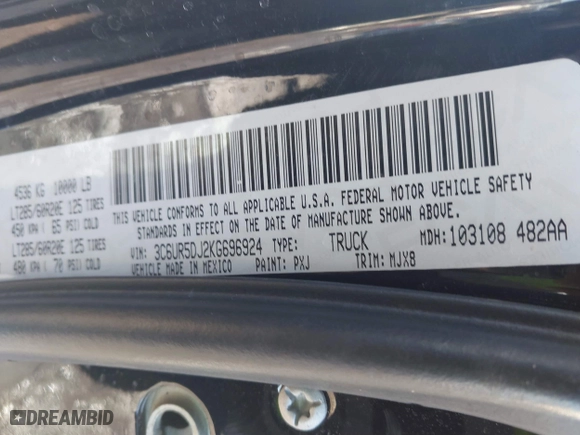 2019 Ram 2500 Big Horn with VIN 3C6UR5DJ2KG696924, listed as a IAAI auction lot 41644092 with 120,705 mi miles. Bid and sale history available at carsss.com. Image 9.
