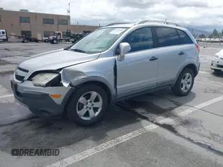 2012 Chevrolet Captiva Sport LS z VIN 3GNAL2EKXCS595459, wystawiony jako IAAI lot #42229188 z przebiegiem 139 669 mil mil oraz . Historia ofert i sprzedaży dostępna na DreamBid. Obrazek 17.
