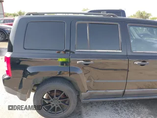 2013 Jeep Patriot Sport with VIN 1C4NJPBA0DD238009, listed as a IAAI auction lot 42301422 with 103,359 mi miles and . Bid and sale history available at DreamBid. Image 18.
