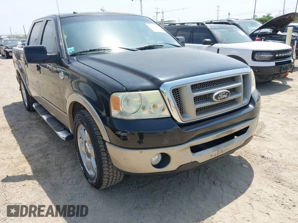 2007 Ford F-150 XLT z VIN 1FTPW12V17KD38582, wystawiony jako IAAI lot #42321791 z przebiegiem Nie podano mil oraz . Historia ofert i sprzedaży dostępna na DreamBid. Obrazek 6.