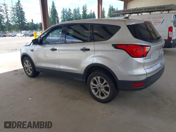2019 Ford Escape S with VIN 1FMCU0F76KUB06496, listed as a IAAI auction lot 42647991 with 51,882 mi miles and . Bid and sale history available at DreamBid. Image 3.