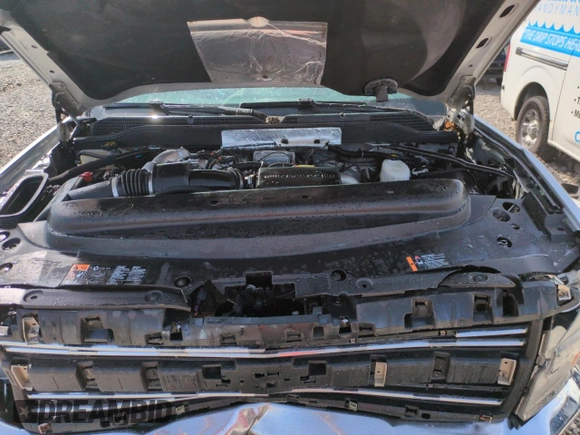 2019 Chevrolet Silverado 3500HD LTZ with VIN 1GC4KXEY0KF113515, listed as a Copart auction lot 52349795 with 190,915 mi miles and Salvage Title. Bid and sale history available at carsss.com. Image 11.