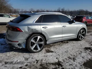 2024 Audi SQ8 Premium Plus z VIN WA1AWBF18RD002531, wystawiony jako Copart lot #89172615 z przebiegiem 2 978 mil mil oraz Szkoda całkowita • Salvage title. Historia ofert i sprzedaży dostępna na DreamBid. Obrazek 3.