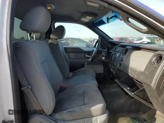 2014 Ford F-150 XL with VIN 1FTMF1CM2EKD70205, listed as a Copart auction lot 43963335 with 214,912 mi miles and Salvage title. Bid and sale history available at DreamBid. Image 10.