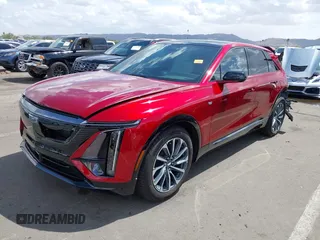 2024 Cadillac LYRIQ Sport z VIN 1GYKPWRL1RZ129064, wystawiony jako IAAI lot #41919587 z przebiegiem 2148 mil mil oraz . Historia ofert i sprzedaży dostępna na DreamBid. Obrazek 2.