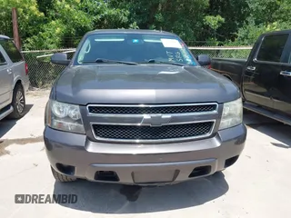 2010 Chevrolet Tahoe LS with VIN 1GNMCAE36AR213931, listed as a IAAI auction lot 42204997 with 289,653 mi miles and . Bid and sale history available at DreamBid. Image 6.