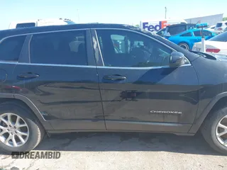 2018 Jeep Cherokee Latitude Plus z VIN 1C4PJLLB4JD537989, wystawiony jako IAAI lot #42066261 z przebiegiem 102 038 mil mil oraz . Historia ofert i sprzedaży dostępna na DreamBid. Obrazek 13.