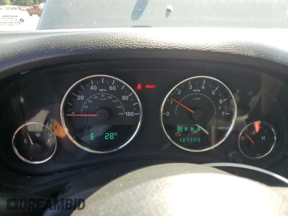 2014 Jeep Wrangler Sport z VIN 1C4AJWAG9EL117954, wystawiony jako Copart lot #65821725 z przebiegiem 137 383 mil mil oraz Czysty tytuł • Clean title. Historia ofert i sprzedaży dostępna na DreamBid. Obrazek 9.