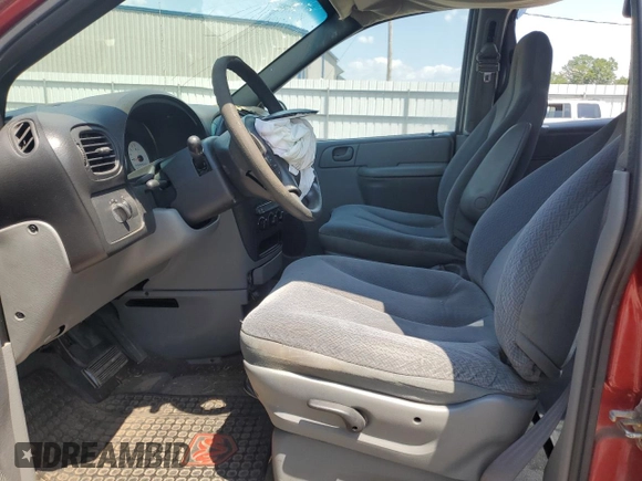 2004 Dodge Caravan SE with VIN 1D4GP24R94B552186, listed as a Copart auction lot 62275625 with 177,790 mi miles and Salvage title. Bid and sale history available at DreamBid. Image 7.