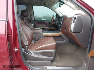 2014 Chevrolet Silverado 1500 High Country with VIN 3GCUKTEC7EG412306, listed as a IAAI auction lot 41721027 with 256,888 mi miles. Bid and sale history available at carsss.com. Image 5.