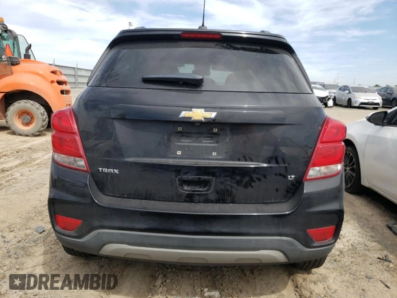 2020 Chevrolet Trax LT z VIN KL7CJLSB8LB009903, wystawiony jako Copart lot #52591735 z przebiegiem 240 318 mil mil oraz Szkoda całkowita • Salvage title. Historia ofert i sprzedaży dostępna na DreamBid. Obrazek 6.