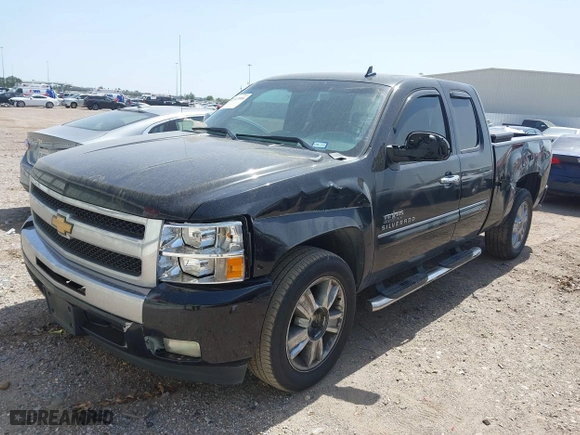 2012 Chevrolet Silverado 1500 LT with VIN 1GCRCSE09CZ225214, listed as a IAAI auction lot 41843886 with 217,491 mi miles. Bid and sale history available at carsss.com. Image 2.