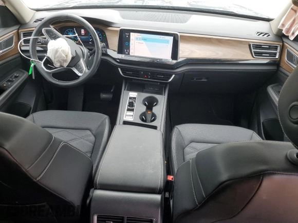 2024 Volkswagen Atlas SE z VIN 1V2LR2CA7RC566105, wystawiony jako Copart lot #42130995 z przebiegiem 7 794 mil mil oraz Nie do naprawy • Non repairable. Historia ofert i sprzedaży dostępna na DreamBid. Obrazek 8.