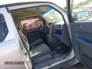 2006 Honda Element EX-P with VIN 5J6YH18786L015723, listed as a IAAI auction lot 41708068 with 143,175 mi miles and . Bid and sale history available at DreamBid. Image 5.