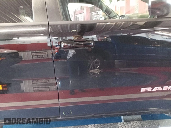 2022 Ram 1500 Big Horn with VIN 1C6RRFFG2NN179020, listed as a IAAI auction lot 42573638 with 61,517 mi miles and . Bid and sale history available at DreamBid. Image 13.