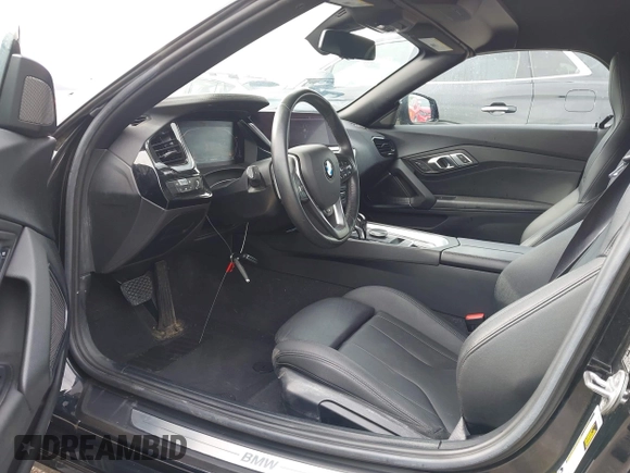 2020 BMW Z4 sDrive30i с VIN WBAHF3C06LWW54465, выставлен на аукционе IAAI как лот 42086908 с пробегом 22 494 миль миль и . История ставок и продаж доступна на DreamBid. Изображение 8.