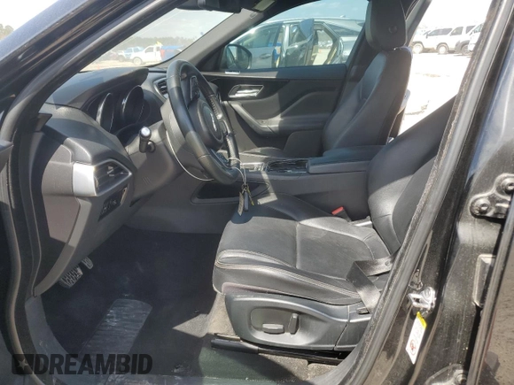 2017 Jaguar F-Pace 35t Premium with VIN SADCJ2BV9HA063073, listed as a Copart auction lot 49045915 with Not Provided miles and Clean Title. Bid and sale history available at DreamBid. Image 7.