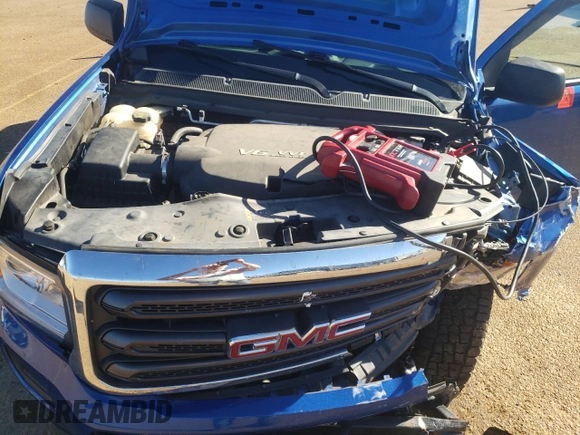 2018 GMC Canyon 2WD with VIN 1GTG5BEN6J1132787, listed as a Copart auction lot 87250264 with 61,782 mi miles and Salvage Title. Bid and sale history available at carsss.com. Image 11.