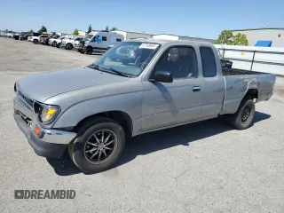 1996 Toyota Tacoma with VIN 4TAVL52N6TZ194404, listed as a Copart auction lot 57248885 with 297,640 mi miles and Salvage title. Bid and sale history available at DreamBid. Image 1.