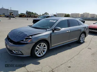 2017 Volkswagen Passat SE z VIN 1VWGT7A39HC003302, wystawiony jako Copart lot #59680985 z przebiegiem 68 919 mil mil oraz Szkoda całkowita • Salvage title. Historia ofert i sprzedaży dostępna na DreamBid. Obrazek 1.