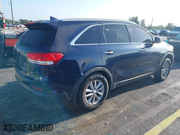 2016 Kia Sorento LX with VIN 5XYPG4A36GG045104, listed as a IAAI auction lot 41922121 with 169,874 mi miles and . Bid and sale history available at carsss.com. Image 4.