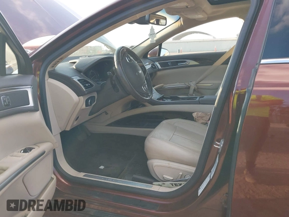 2016 Lincoln MKZ Hybrid with VIN 3LN6L2LU0GR630666, listed as a IAAI auction lot 40816259 with 139,399 mi miles. Bid and sale history available at carsss.com. Image 5.