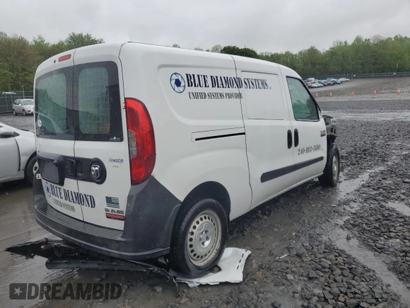 2016 Ram ProMaster City Cargo Tradesman with VIN ZFBERFAT7G6B11181, listed as a Copart auction lot 55583905 with 276,858 mi miles and Salvage Title. Bid and sale history available at DreamBid. Image 3.