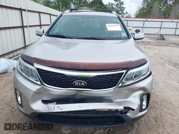 2014 Kia Sorento LX with VIN 5XYKT4A7XEG532862, listed as a IAAI auction lot 41896329 with 97,861 mi miles and . Bid and sale history available at carsss.com. Image 12.