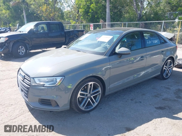 2020 Audi A3 Premium z VIN WAUAUGFFXLA002962, wystawiony jako IAAI lot #42138035 z przebiegiem 22 456 mil mil oraz . Historia ofert i sprzedaży dostępna na DreamBid. Obrazek 2.
