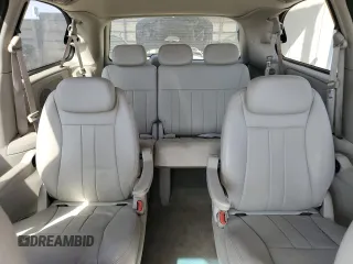 2007 Chrysler Town & Country Touring with VIN 2A4GP54L77R349470, listed as a Copart auction lot 52389605 with 68,475 mi miles and Clean Title. Bid and sale history available at carsss.com. Image 10.