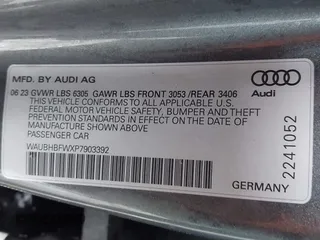2023 Audi RS e-tron GT z VIN WAUBHBFWXP7903392, wystawiony jako IAAI lot #41020487 z przebiegiem 9046 mil mil oraz . Historia ofert i sprzedaży dostępna na DreamBid. Obrazek 9.