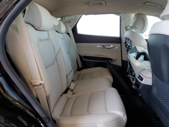 2024 Genesis GV70 2.5T with VIN 5NMMADTB8RH016074, listed as a Copart auction lot 53210695 with 4,068 mi miles and Salvage title. Bid and sale history available at DreamBid. Image 12.