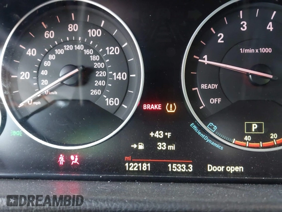 2015 BMW 4 Series 435i xDrive z VIN WBA3R5C5XFK371491, wystawiony jako IAAI lot #40755251 z przebiegiem 122 181 mil mil oraz . Historia ofert i sprzedaży dostępna na DreamBid. Obrazek 15.
