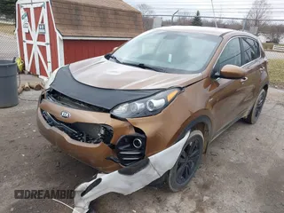2018 Kia Sportage LX with VIN KNDPMCAC3J7422785, listed as a IAAI auction lot 41869603 with 84,378 mi miles. Bid and sale history available at carsss.com. Image 17.
