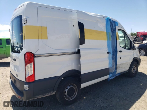 2015 Ford Transit Cargo z VIN 1FTNR1CG0FKA53031, wystawiony jako Copart lot #57058125 z przebiegiem 158 378 mil mil oraz Szkoda całkowita • Salvage title. Historia ofert i sprzedaży dostępna na DreamBid. Obrazek 3.
