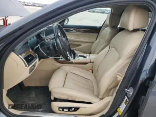 2016 BMW 7 Series 740i с VIN WBA7E2C54GG547645, выставлен на аукционе Copart как лот 45471845 с пробегом 132 763 миль миль и Чистый • Clean title. История ставок и продаж доступна на DreamBid. Изображение 7.