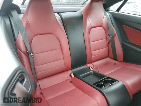 2015 Mercedes-Benz E 400 с VIN WDDKJ6HBXFF300283, выставлен на аукционе Copart как лот 57441065 с пробегом 86 669 миль миль и Списание • Salvage title. История ставок и продаж доступна на DreamBid. Изображение 10.