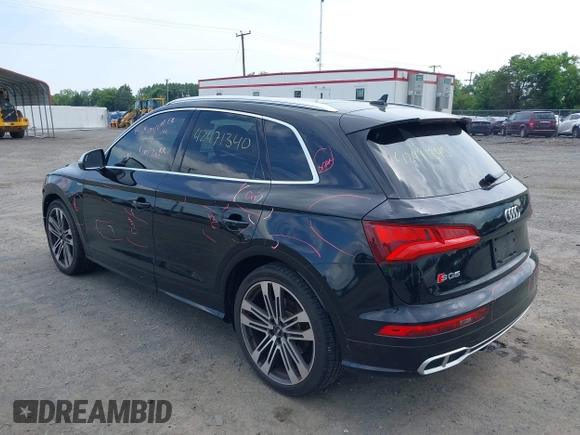 2018 Audi SQ5 Premium Plus z VIN WA1A4AFYXJ2169180, wystawiony jako IAAI lot #42471340 z przebiegiem 57 235 mil mil oraz . Historia ofert i sprzedaży dostępna na DreamBid. Obrazek 3.