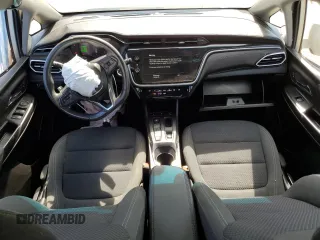 2023 Chevrolet Bolt EV 1LT z VIN 1G1FW6S05P4176773, wystawiony jako Copart lot #56796915 z przebiegiem 24 757 mil mil oraz Szkoda całkowita • Salvage title. Historia ofert i sprzedaży dostępna na DreamBid. Obrazek 8.