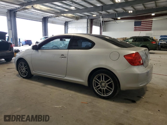 2006 Scion tC z VIN JTKDE167760090455, wystawiony jako Copart lot #54485705 z przebiegiem 161 510 mil mil oraz Szkoda całkowita • Salvage title. Historia ofert i sprzedaży dostępna na DreamBid. Obrazek 2.