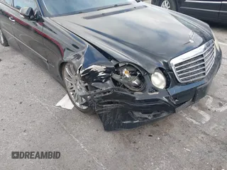 2007 Mercedes-Benz E 550 Sport with VIN WDBUF72X07A982649, listed as a IAAI auction lot 42125131 with Not provided miles and . Bid and sale history available at DreamBid. Image 6.
