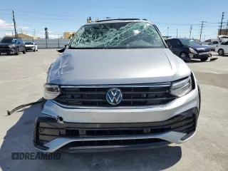 2024 Volkswagen Tiguan SE R-Line Black with VIN 3VVCB7AX1RM027893, listed as a Copart auction lot 51351375 with 25,296 mi miles and Salvage title. Bid and sale history available at DreamBid. Image 5.